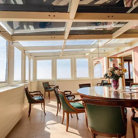 Paradise-sleeps 20-pool-sea Views-pets *