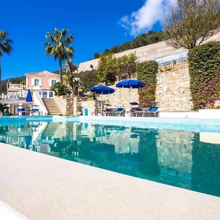 Villa Paradise-sleeps 20-pool-sea Views-pets *